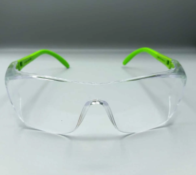 Koruma gözlüğü, Güneş gözlüğü, Yüzücü gözlüğü, Kaynakçı gözlüğü, Dalgıç gözlüğü, Gözlük Çeşitleri, Laboratuvar Tipi Gözlük